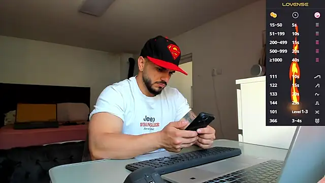 supermanboy94 online show from April 23, 6:07 am