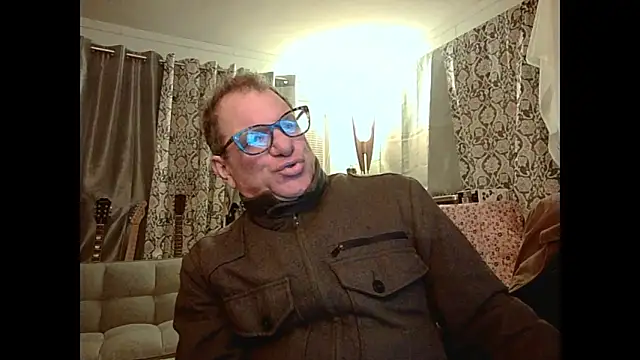 Snapshot of coryassman chatting on January 28, 2:00 am coryassman online show from January 28, 2:00 am