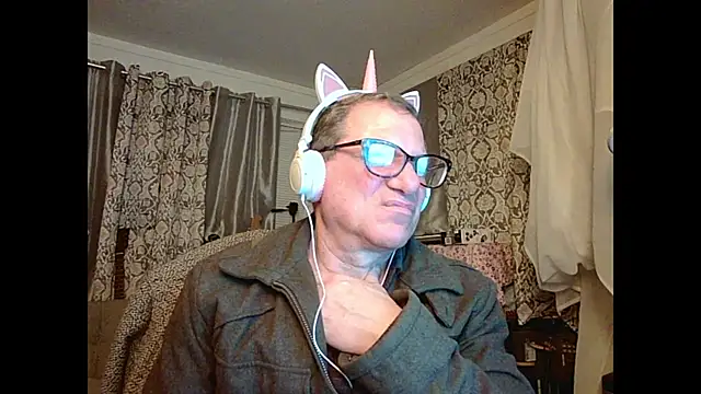 Snapshot of coryassman chatting on February 10, 10:53 am coryassman online show from February 10, 10:53 am