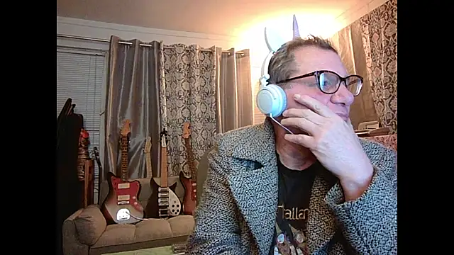 Snapshot of coryassman chatting on January 12, 9:30 am coryassman online show from January 12, 9:30 am