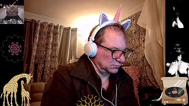 Snapshot of coryassman chatting on February 14, 9:56 am coryassman online show from February 14, 9:56 am