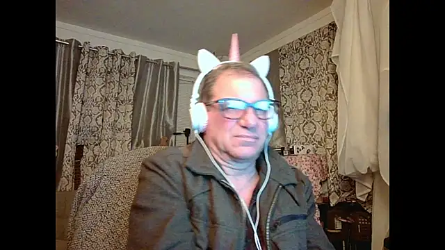Snapshot of coryassman chatting on February 9, 11:04 am coryassman online show from February 9, 11:04 am