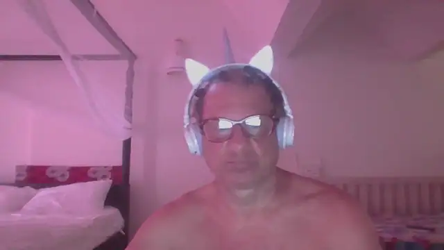 Snapshot of coryassman chatting on March 19, 1:40 pm coryassman online show from March 19, 1:40 pm