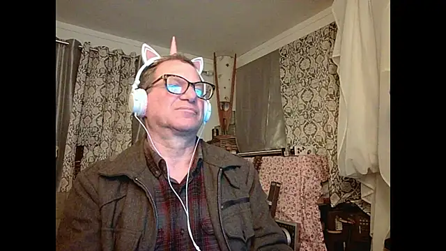Snapshot of coryassman chatting on February 8, 7:48 am coryassman online show from February 8, 7:48 am