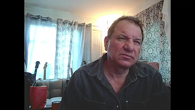 Snapshot of coryassman chatting on January 25, 10:28 pm coryassman online show from January 25, 10:28 pm