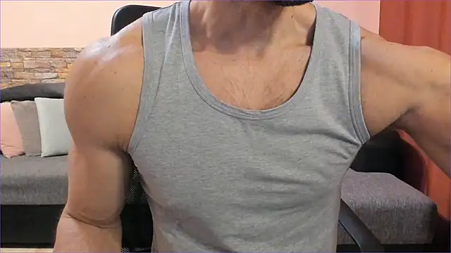 HotHunkTrainer online show from October 19, 8:06 am