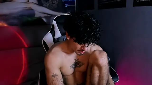 Thomas Fit1 online show from April 2, 12:41 am