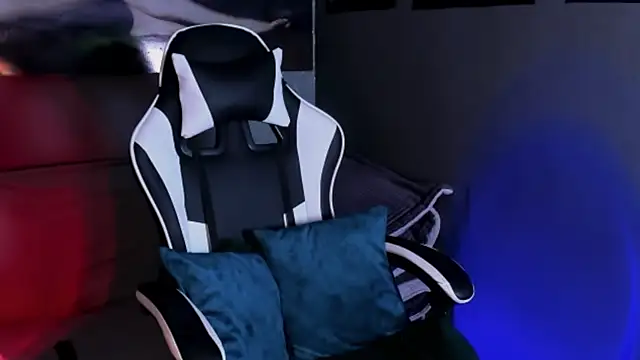 Thomas Fit1 online show from April 4, 2:52 am