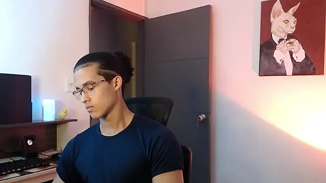 alejo x3 online show from February 28, 12:43 am