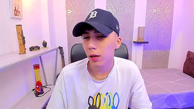 Nikolay Gregori online show from October 27, 4:15 am