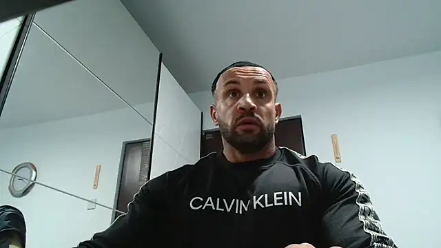 Magnificmuscles89 online show from April 23, 11:37 am