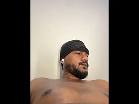 boypussyfist online show from February 7, 6:46 pm