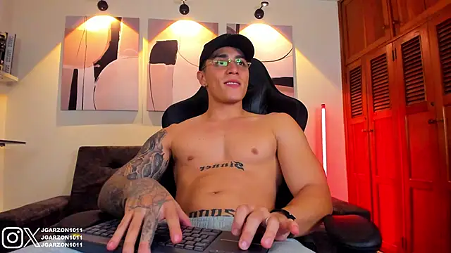  joansoto online show from April 22, 2:00 pm