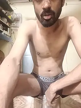 saggy1218 online show from August 7, 8:37 pm