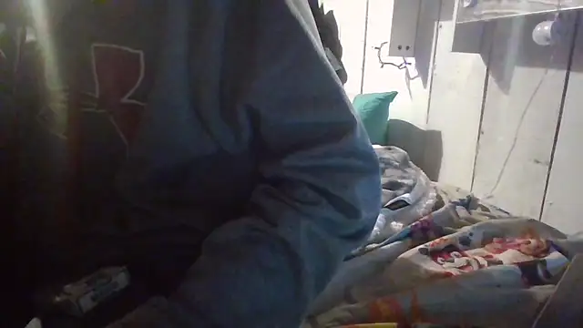 jaxx12369 online show from December 3, 11:22 pm