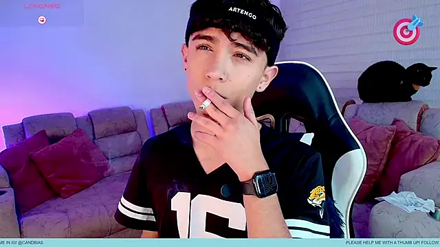 Niico Cruz online show from January 6, 10:14 pm