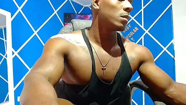 Snapshot of alexander_megan chatting on October 17, 1:37 pm alexander megan online show from October 17, 1:37 pm
