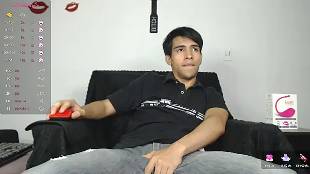 Snapshot of zack_thunder chatting on January 25, 12:26 pm zack thunder online show from January 25, 12:26 pm