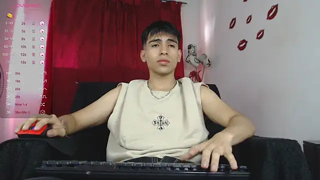 Snapshot of zack_thunder chatting on December 5, 7:07 pm zack thunder online show from December 5, 7:07 pm
