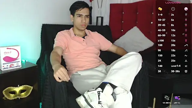 Snapshot of zack_thunder chatting on September 11, 12:26 pm zack thunder online show from September 11, 12:26 pm