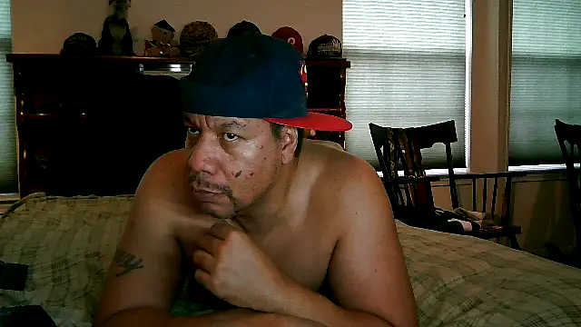 Snapshot of pimpdaddy4ever chatting on January 11, 6:12 pm pimpdaddy4ever online show from January 11, 6:12 pm