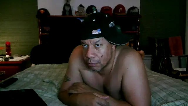 Snapshot of pimpdaddy4ever chatting on December 7, 1:37 am pimpdaddy4ever online show from December 7, 1:37 am