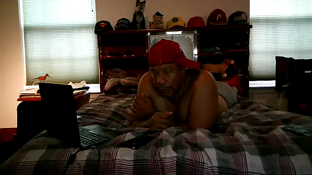 Snapshot of pimpdaddy4ever chatting on October 7, 4:11 pm pimpdaddy4ever online show from October 7, 4:11 pm