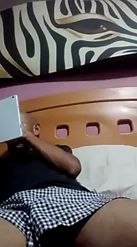 pineda1689 online show from December 17, 6:56 am