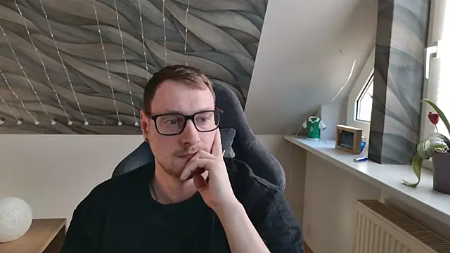 Relsxboy online show from April 7, 3:56 pm