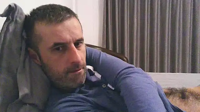 stevenpit online show from December 18, 5:26 am