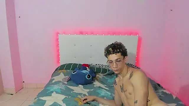 mateodeamjo online show from October 17, 9:13 am