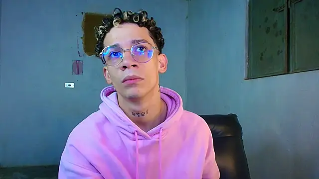 mateodeamjo online show from March 9, 2:16 am