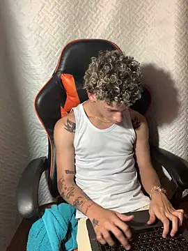 mateodeamjo online show from March 21, 5:32 am