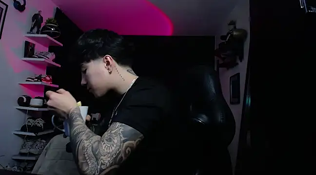 Snapshot of jung_dragon chatting on December 14, 6:02 am jung dragon online show from December 14, 6:02 am