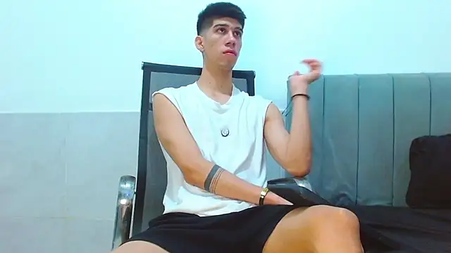 jhony-sex online show from April 24, 8:38 am