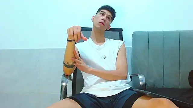 jhony-sex online show from April 23, 8:52 am