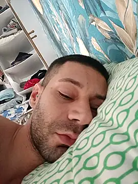 Snapshot of litleboy92 chatting on October 15, 1:08 pm litleboy92 online show from October 15, 1:08 pm