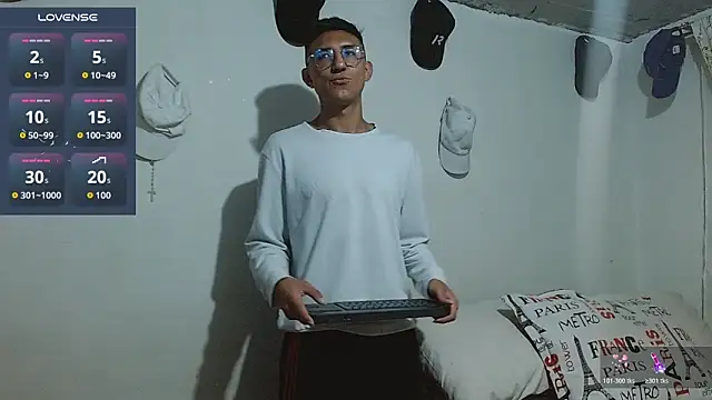 samfox  online show from March 13, 11:29 am