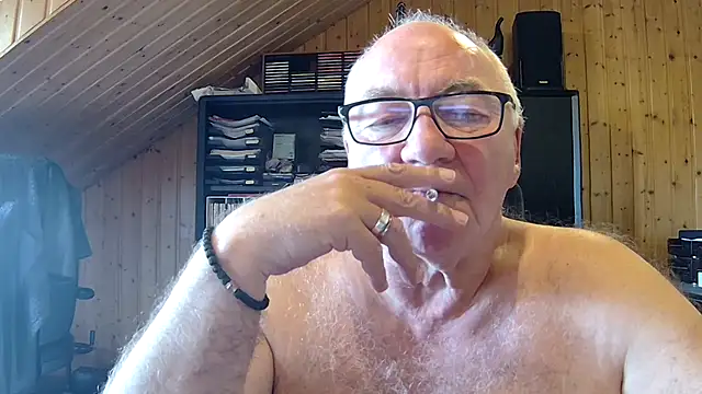 biggandybig online show from April 24, 9:44 am