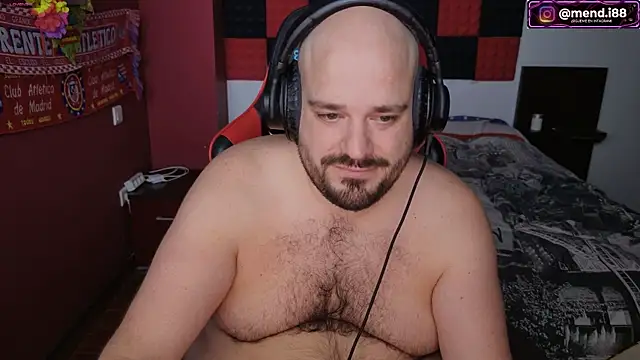 menditeta1 online show from April 23, 8:33 pm