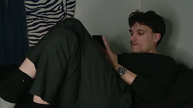 JackDesFeux online show from April 21, 2:37 am