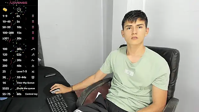 Jacobb Lee online show from February 25, 9:02 pm