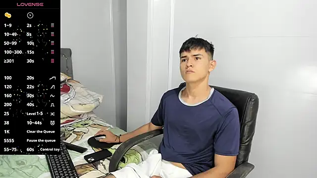 Jacobb Lee online show from February 10, 11:55 pm