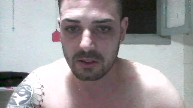 iltoscano95 online show from September 11, 7:57 pm