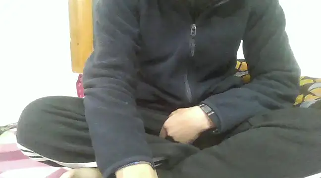 Snapshot of mainhoondon98 chatting on March 3, 8:23 am mainhoondon98 online show from March 3, 8:23 am