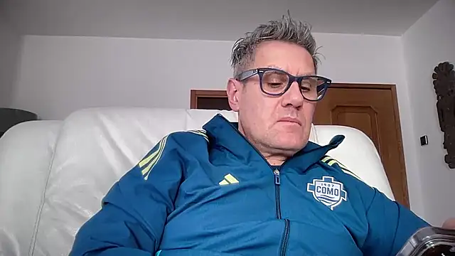 Britmi online show from October 18, 12:10 pm