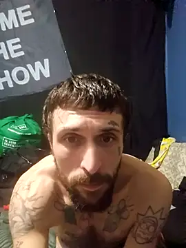 hungandtatted666 online show from December 2, 2:25 am