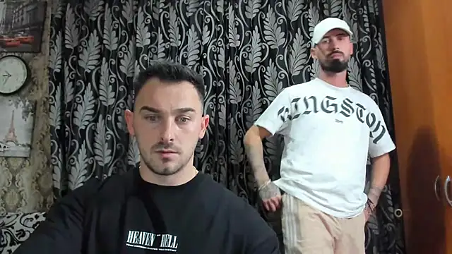 Snapshot of Jonmusclemaster chatting on January 10, 8:37 pm Jonmusclemaster online show from January 10, 8:37 pm