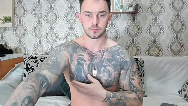 Snapshot of Jonmusclemaster chatting on February 6, 3:41 pm Jonmusclemaster online show from February 6, 3:41 pm