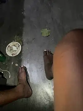 Aash Slave Boy online show from April 2, 10:39 pm